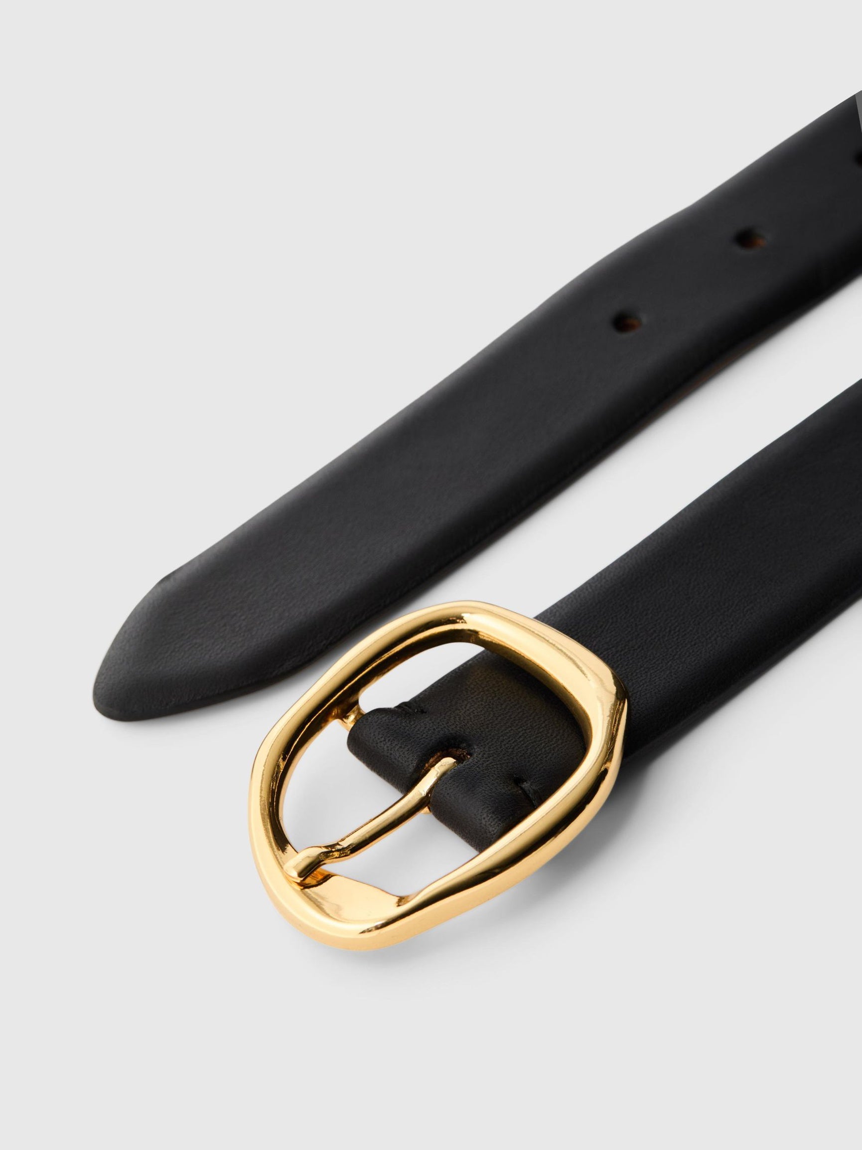 SELECTED Fiona Leather Belt in Black