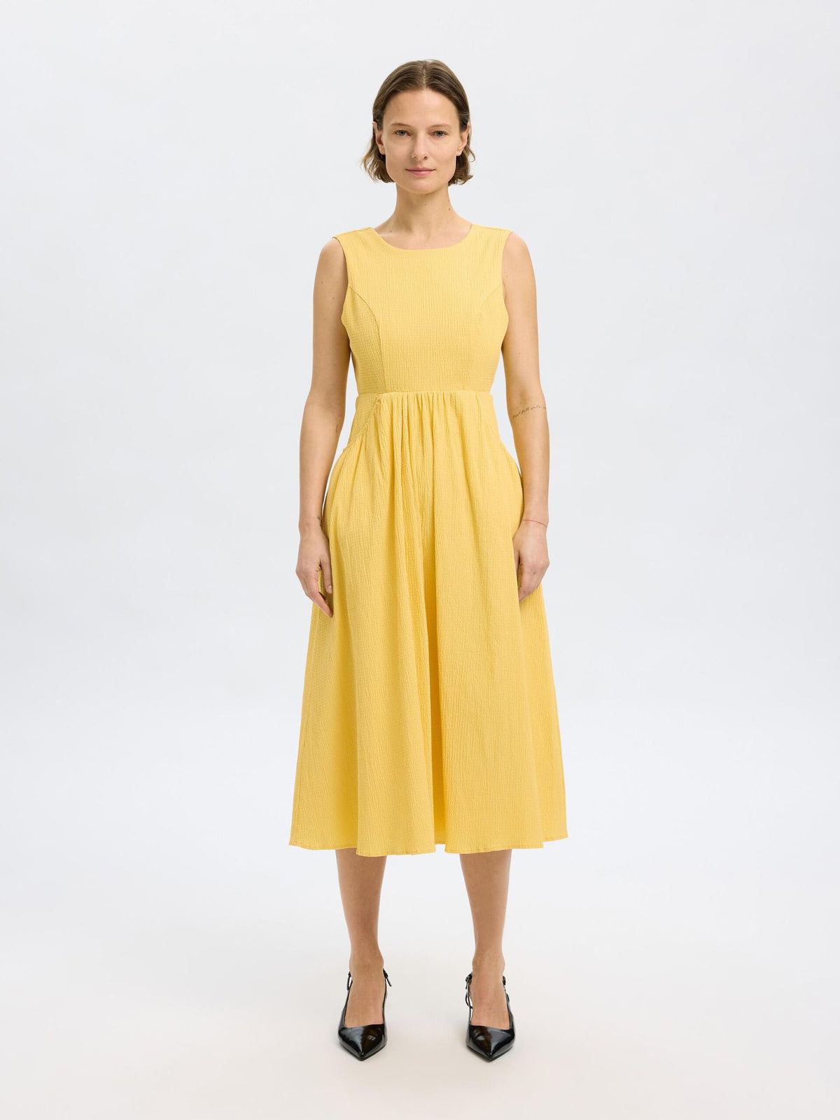 SELECTED Leonora Pocket Midi Dress in Sundress