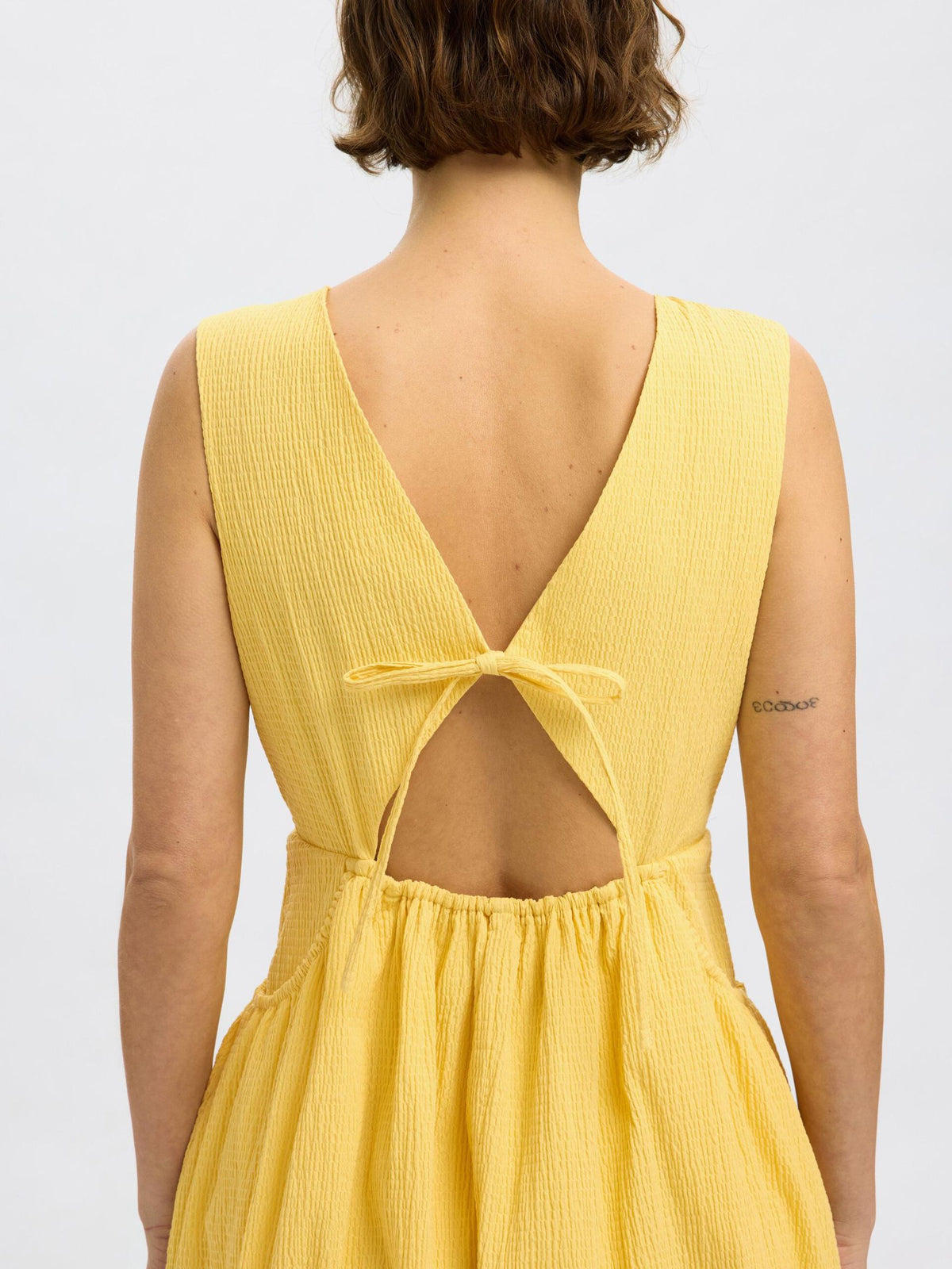 SELECTED Leonora Pocket Midi Dress in Sundress