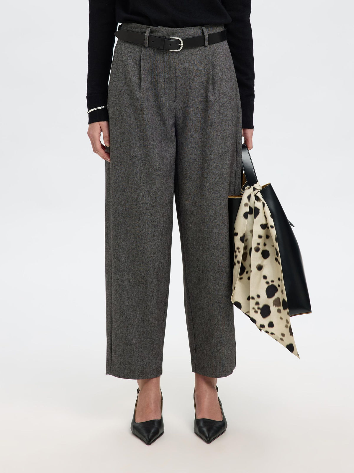 SELECTED Barrel Alma Pant in Black