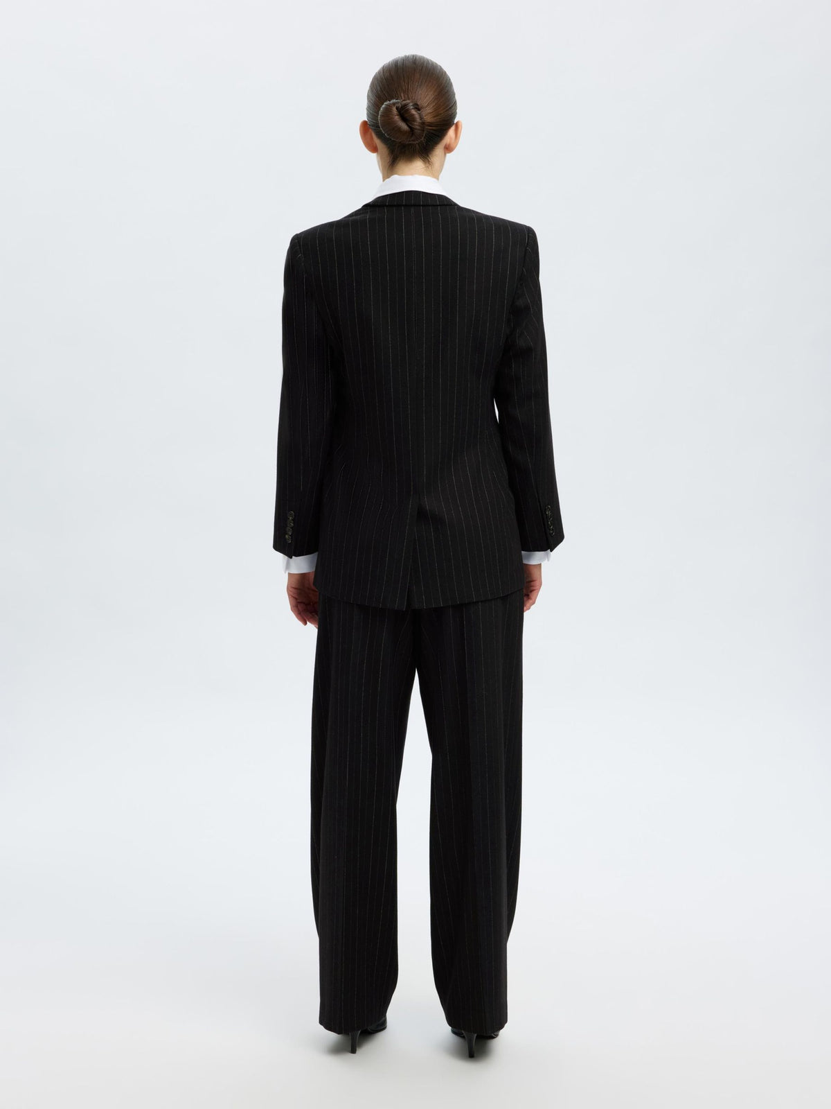 SELECTED Malia Manteco Blazer in Black Pinstripe