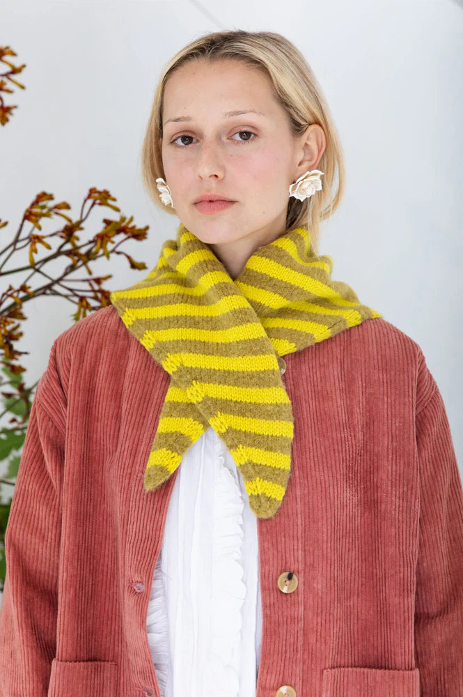 Bonte Elizabeth Triangle Scarf in Pine