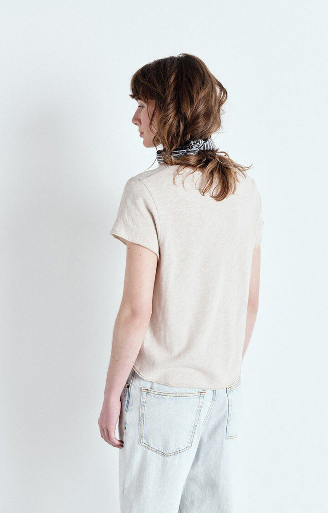 American Vintage Sonoma 02 SS V Neck Tee - Mastic Vintage – shopatanna