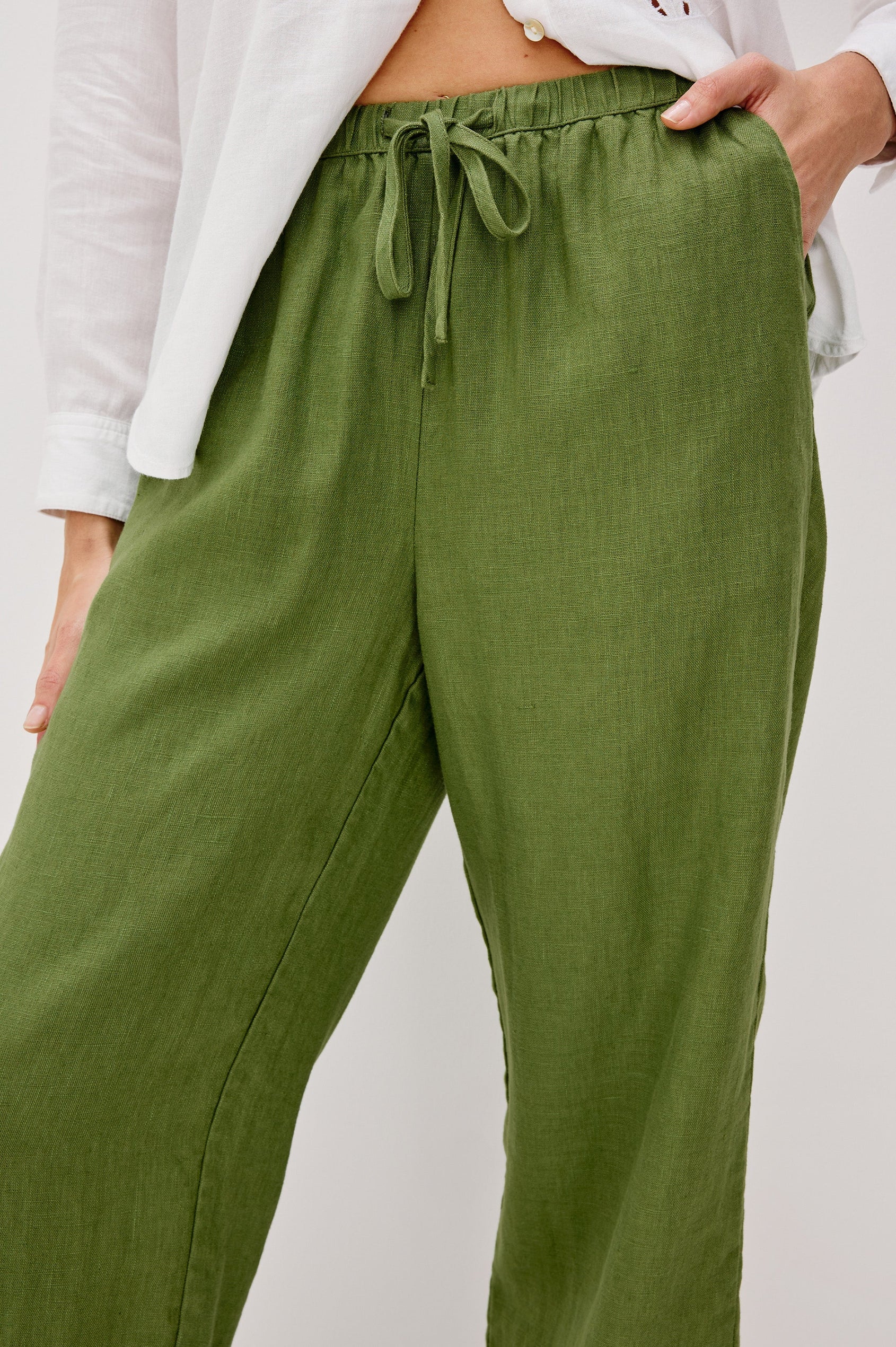 RAILS Emmie Linen Trousers in Dill