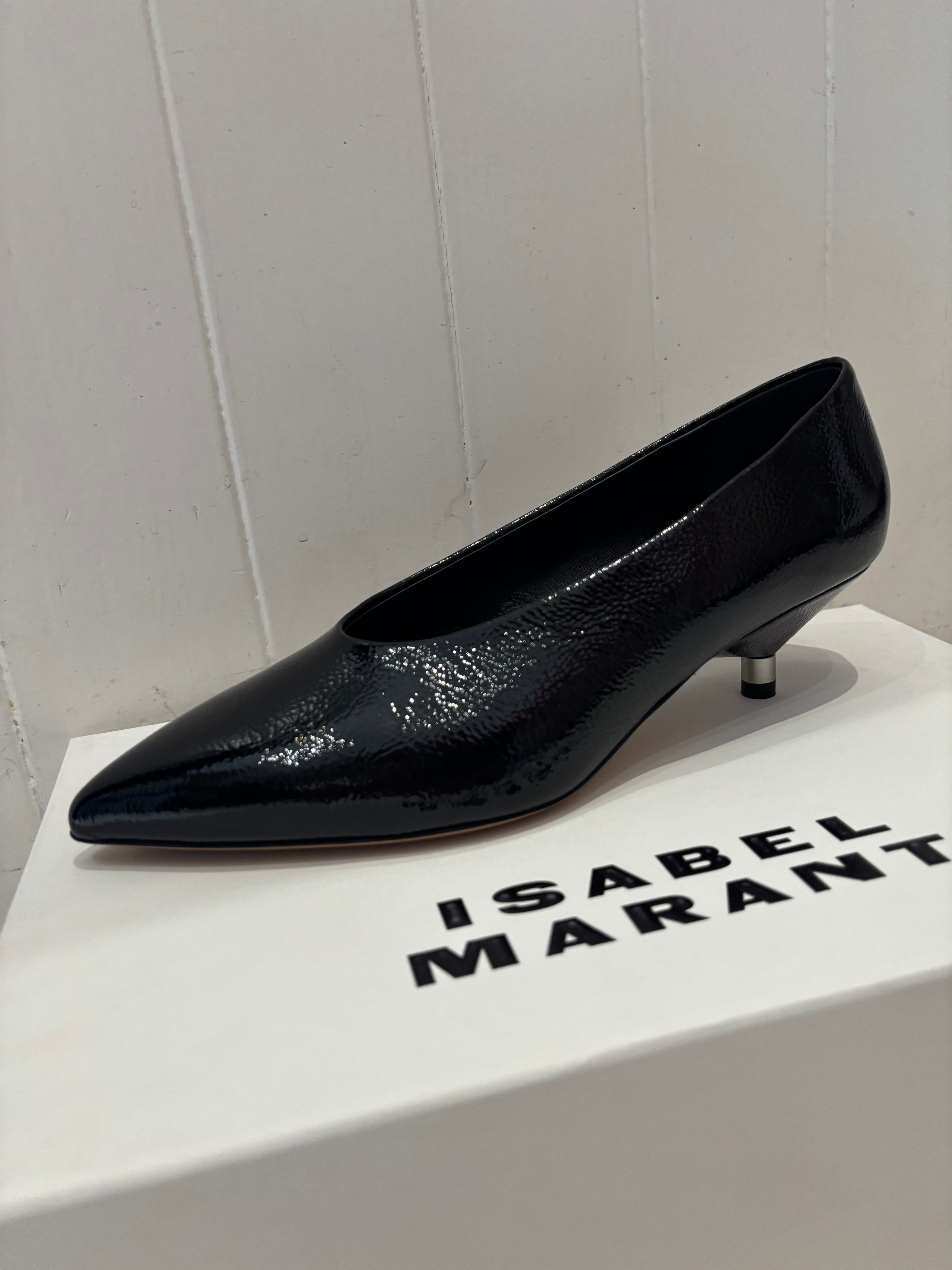 Isabel Marant Ebisa Pumps in Black