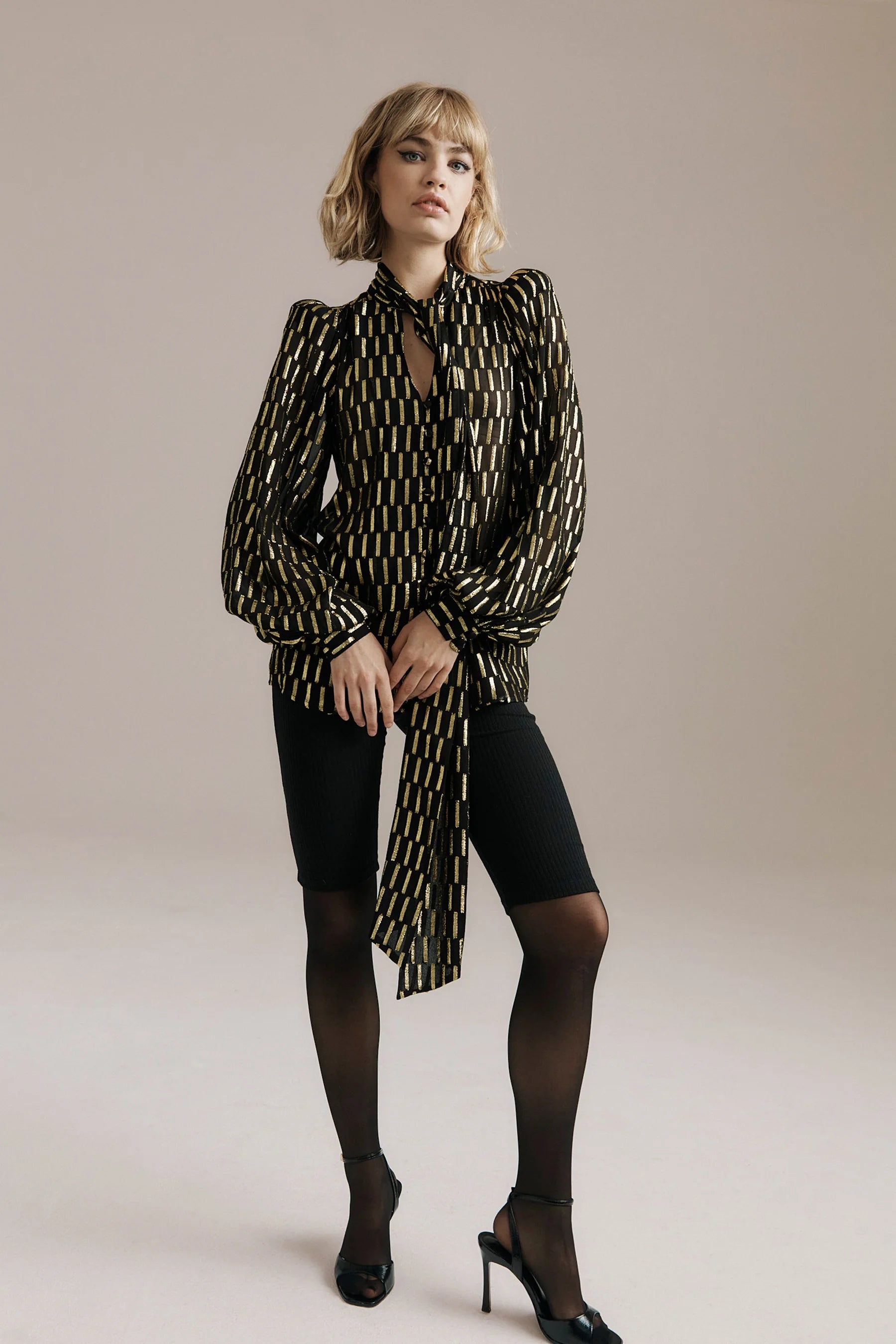 Queens of Archive Foxy Top in Black, Gold