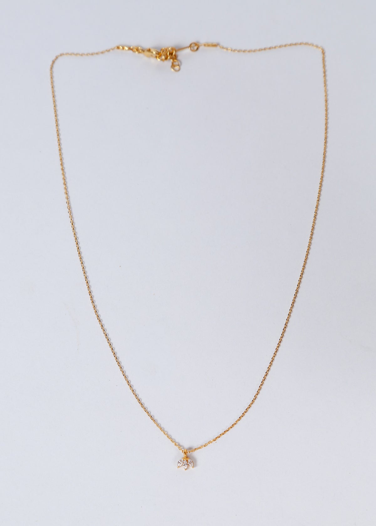 HANKA Stay Lotus Necklace