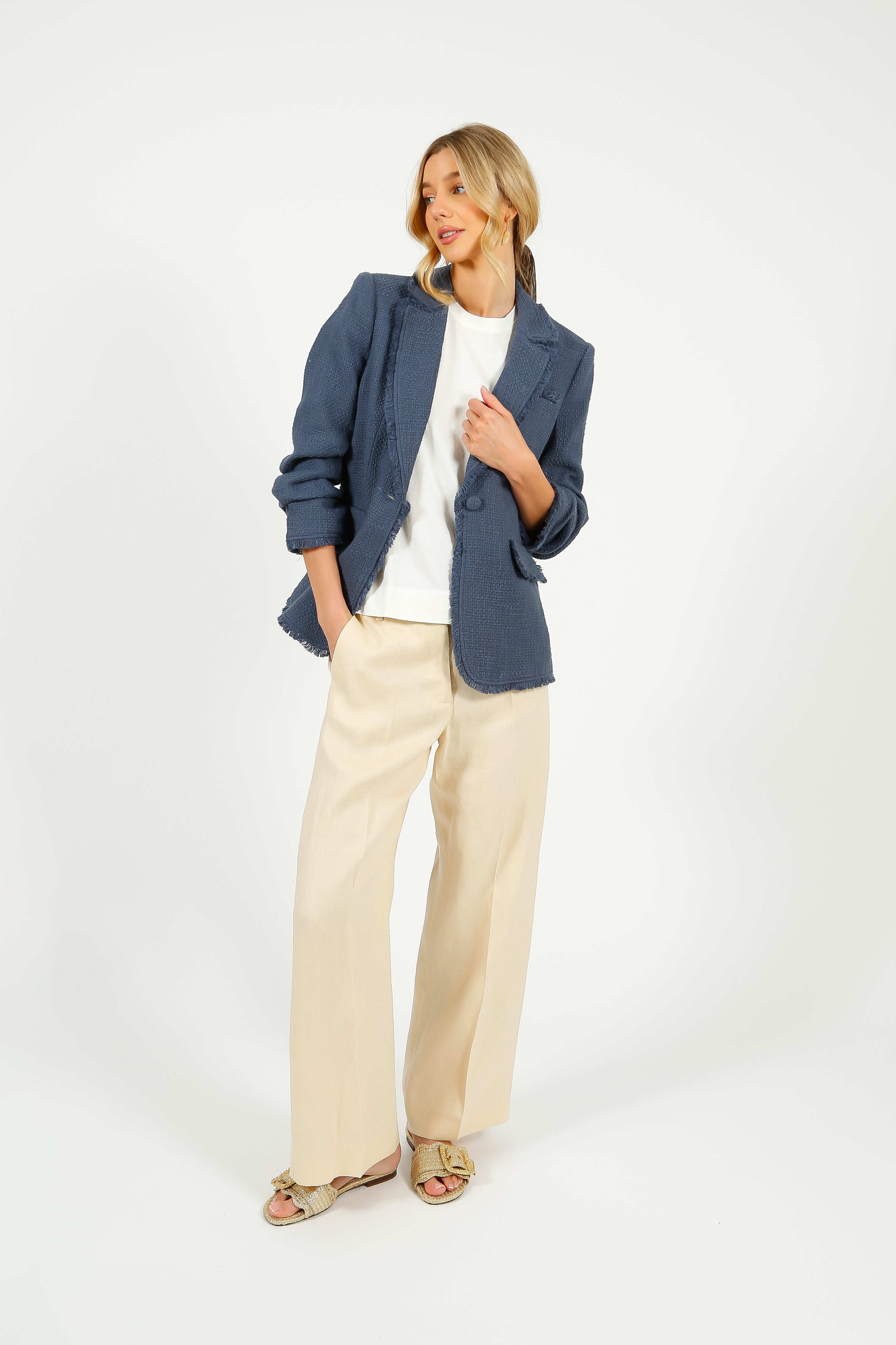 Cinq à Sept Boucle Khloe Blazer in Shadow