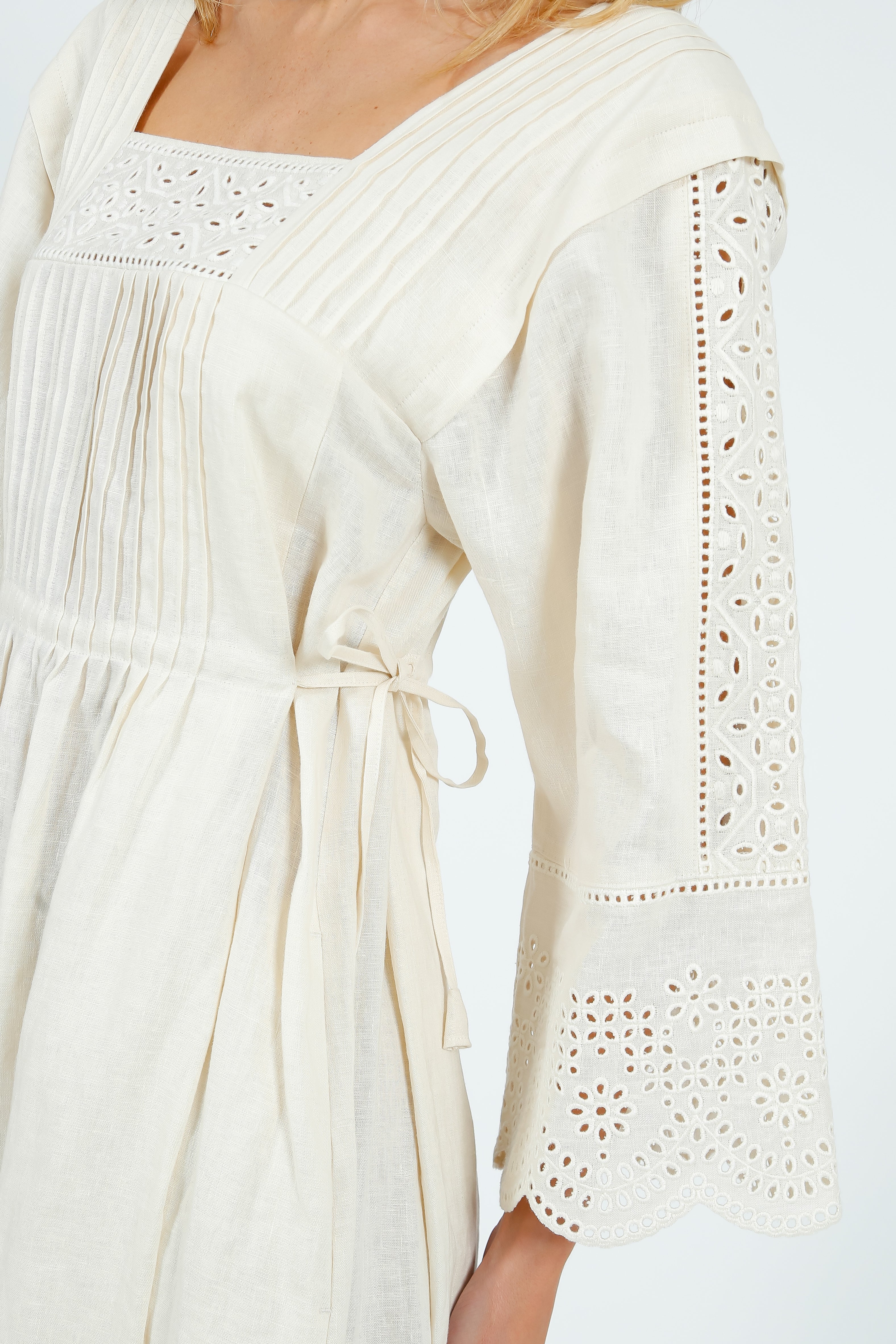 MM Luglio Dress in Ecru