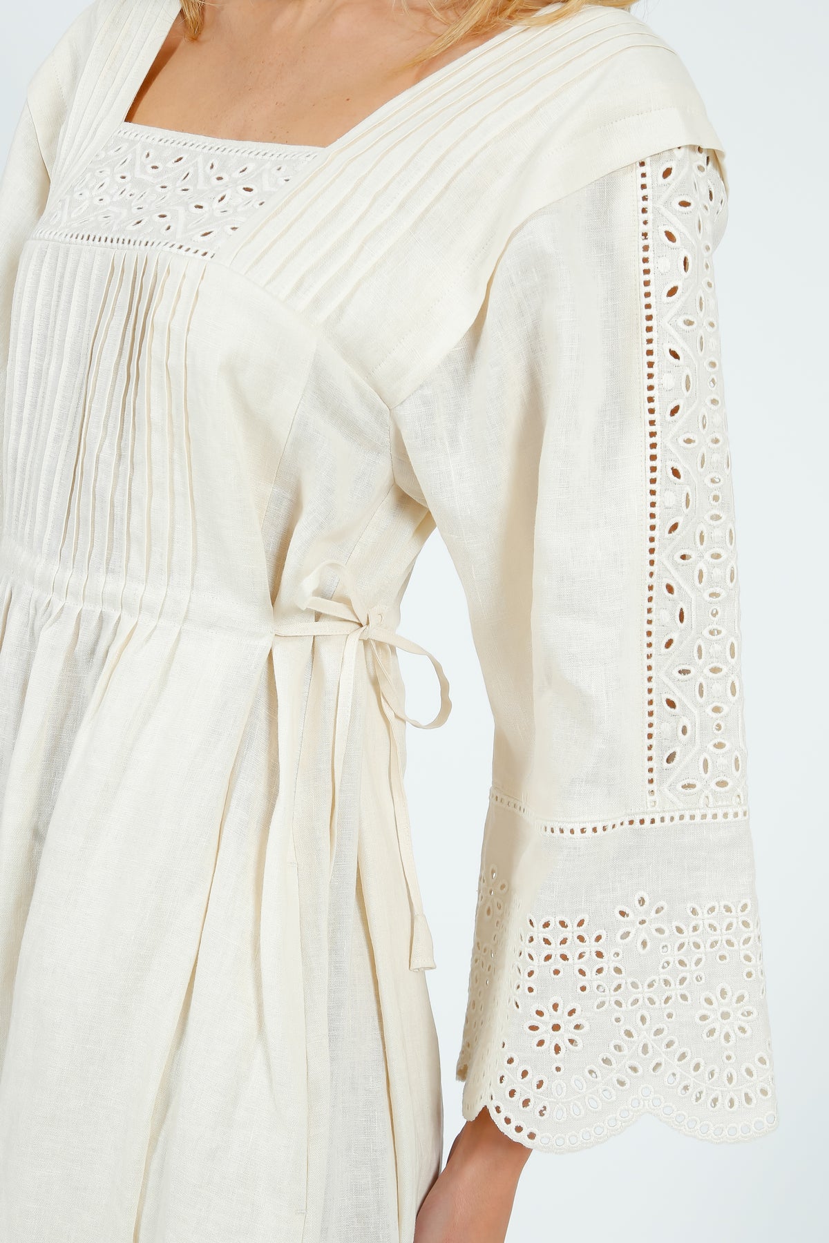 MM Luglio Dress in Ecru