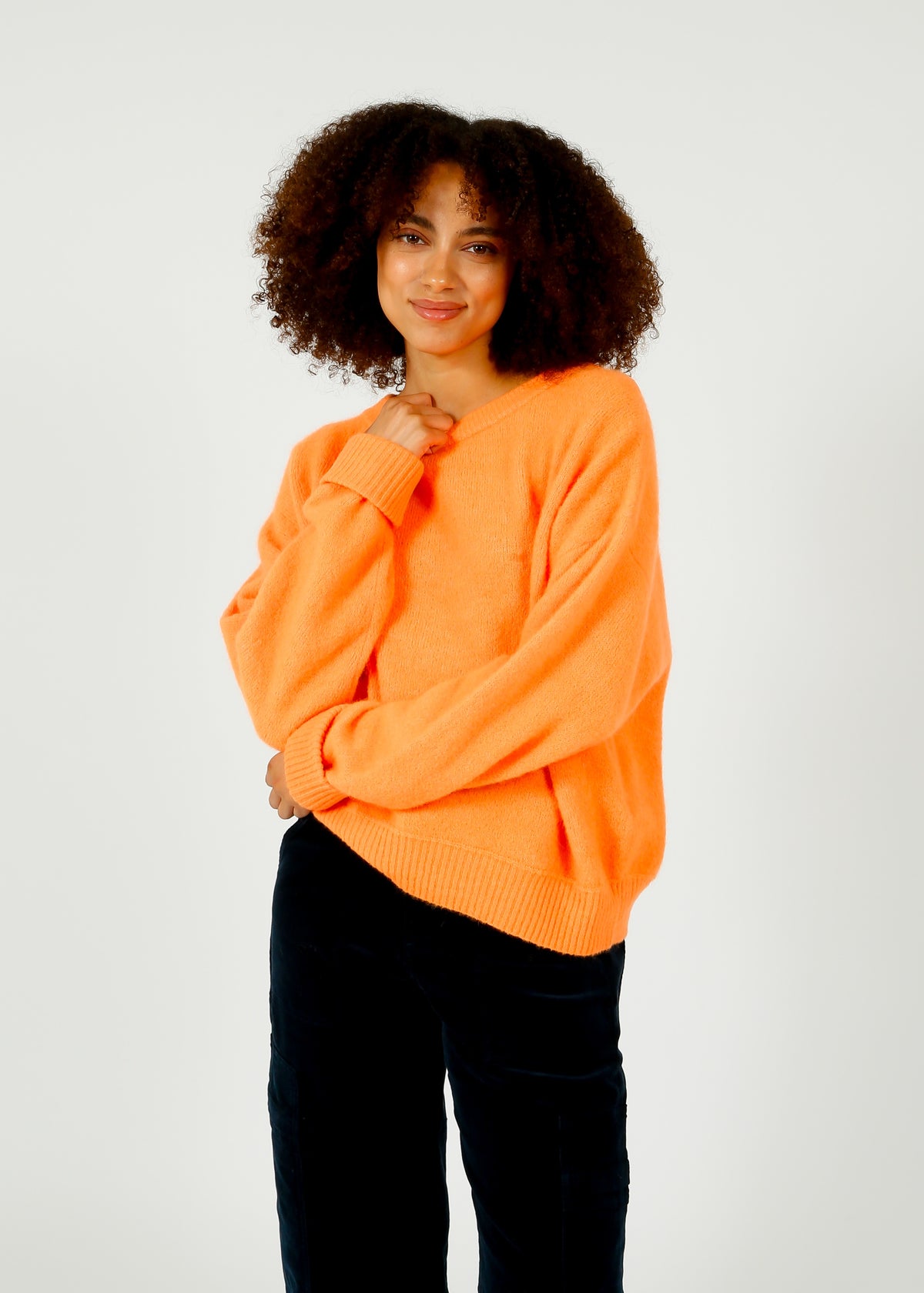 American Vintage Vitow Knit in Carrot Fluro