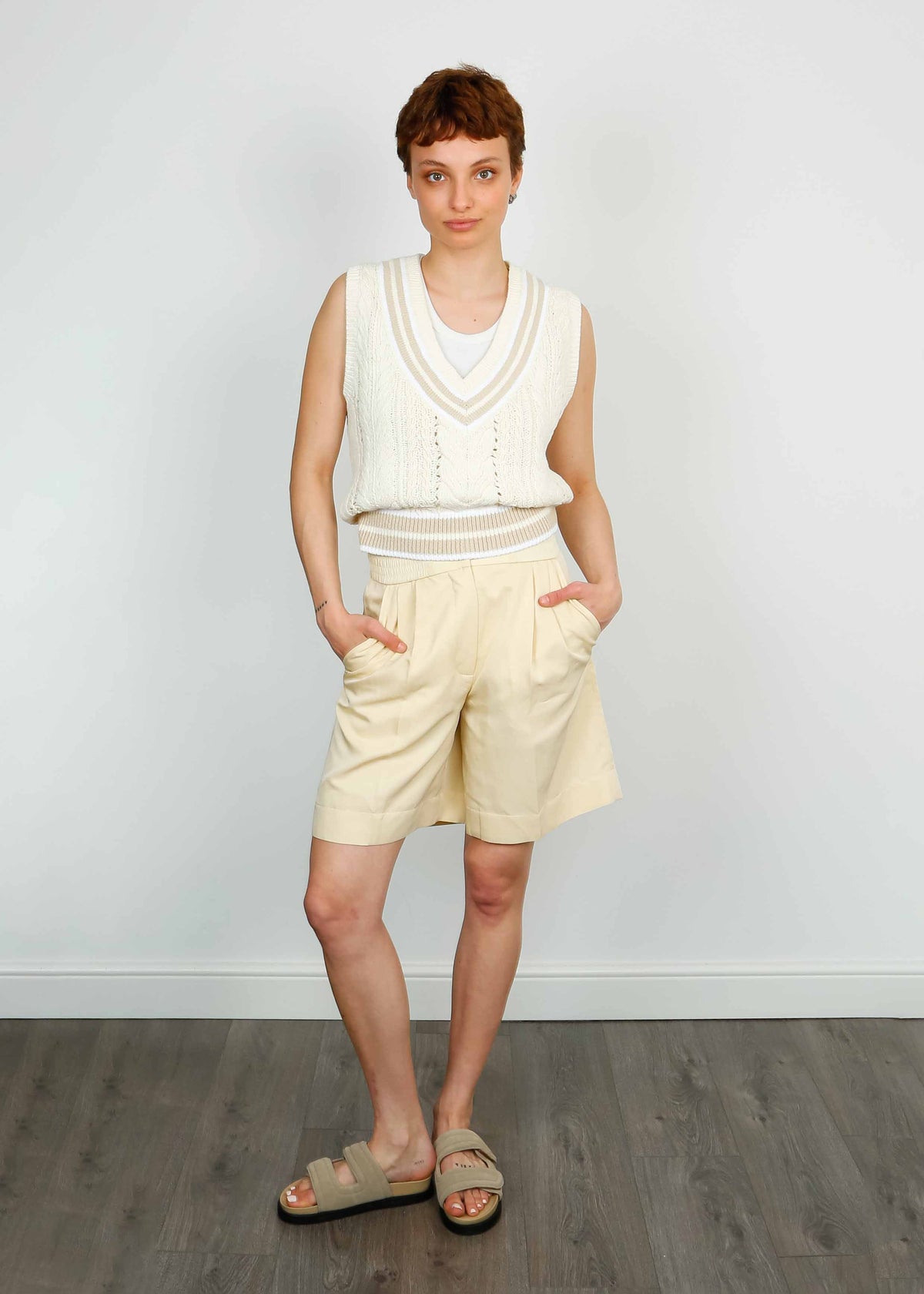 JOSEPH Taymount Shorts in Alabaster