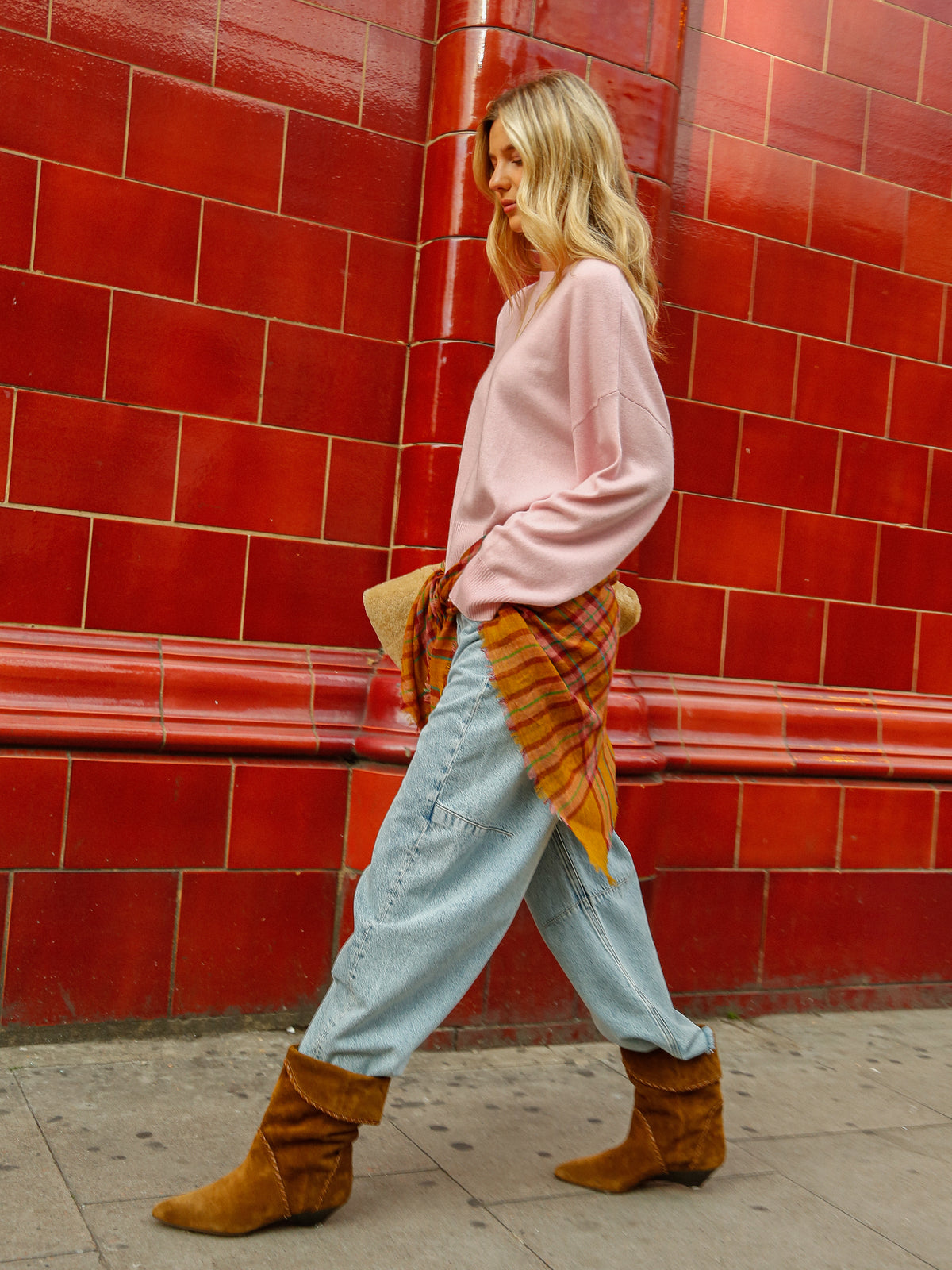 PARK Cashmere Boyfriend Jumper in Baby Pink