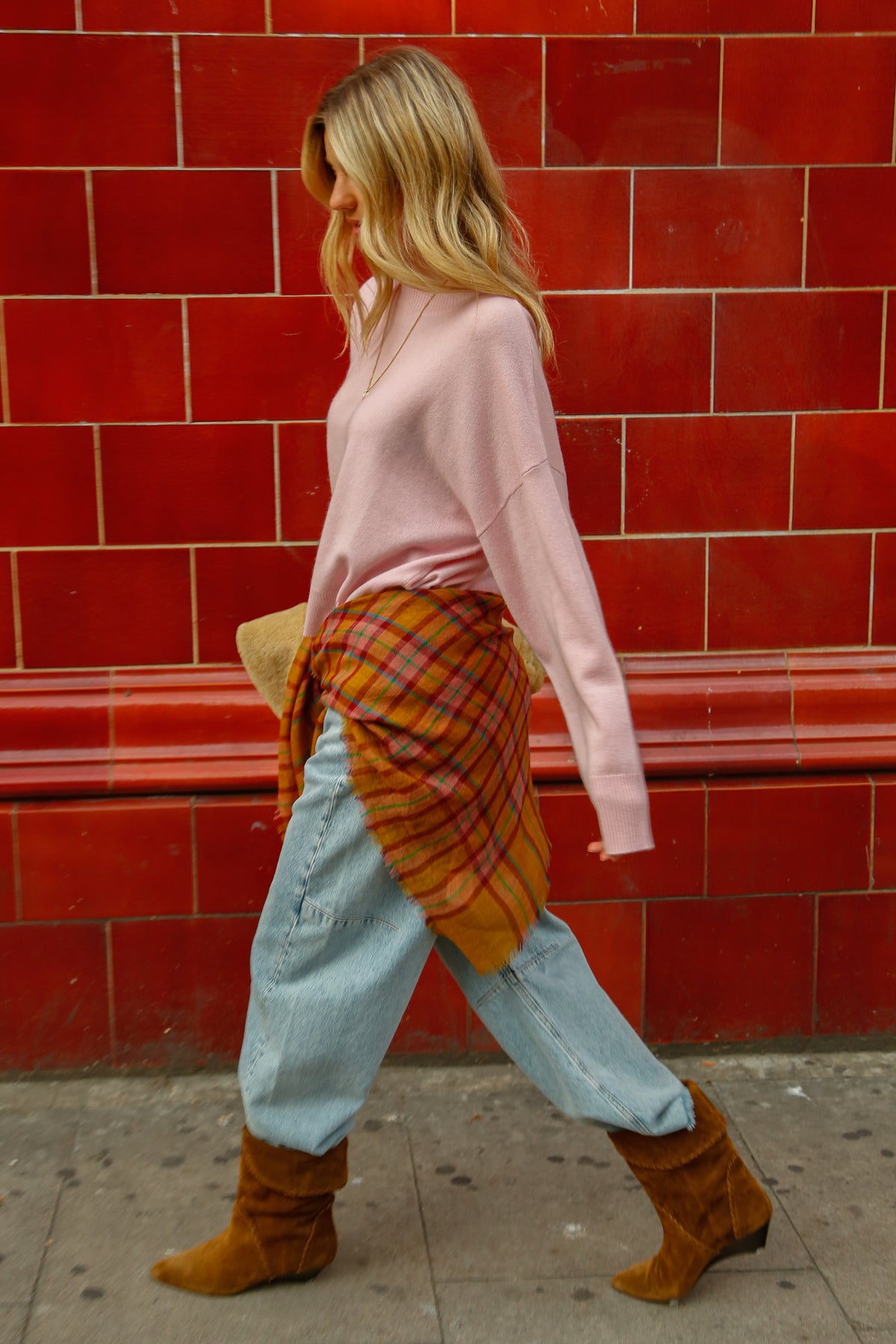 PARK Cashmere Boyfriend Jumper in Baby Pink