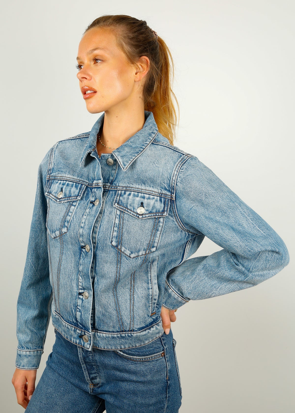 R&B Nico Jacket in Norwalk