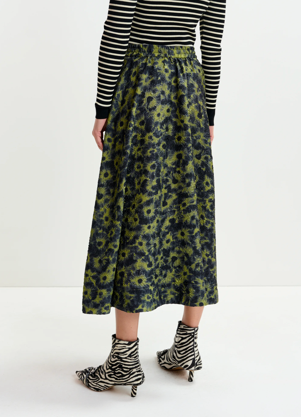 Essentiel Antwerp Isebel Elasticated Midi Skirt in Brat Olive