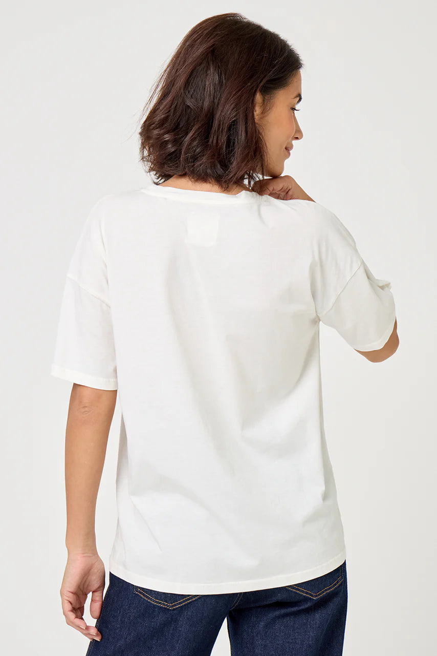 Five Jeans 2521 Snoopy Heart Tee in Ricotta