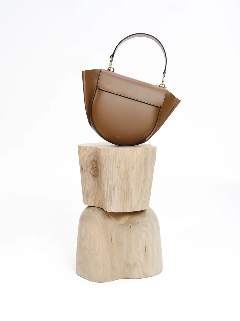 WANDLER Hortensia Bag in Saddle