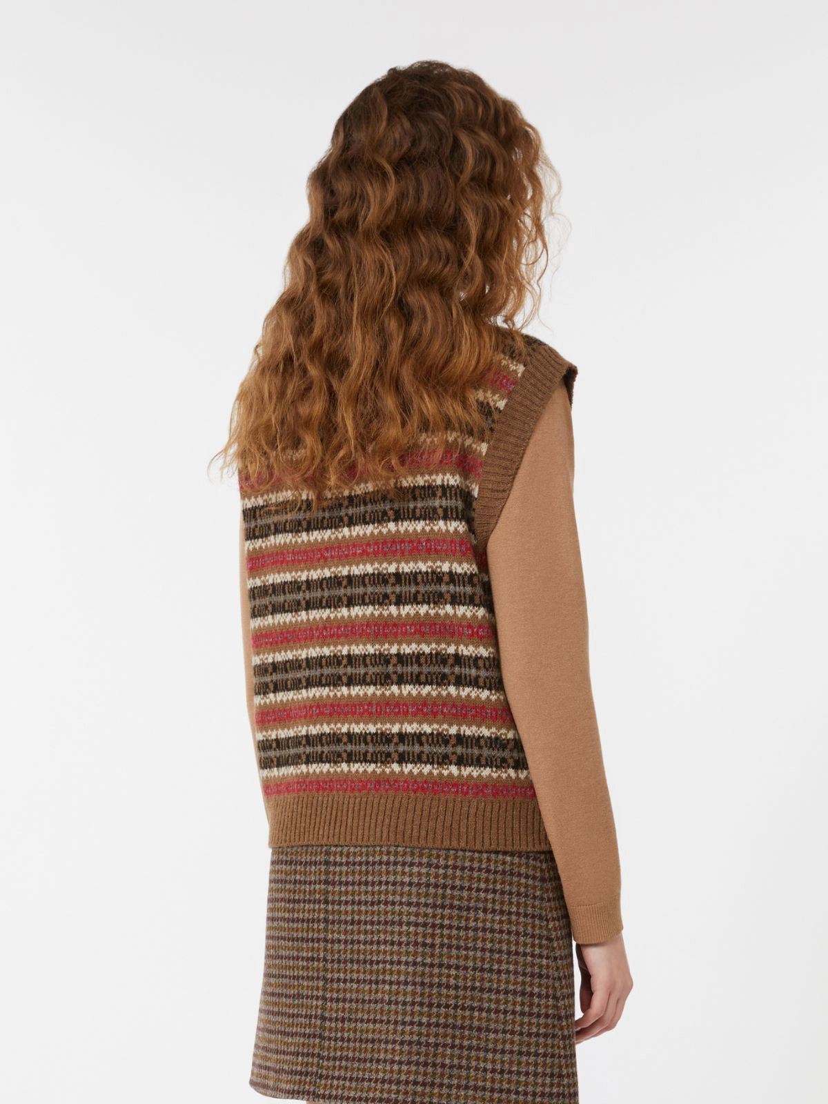 Weekend Max Mara Fleres Jacquard Vest in Camel