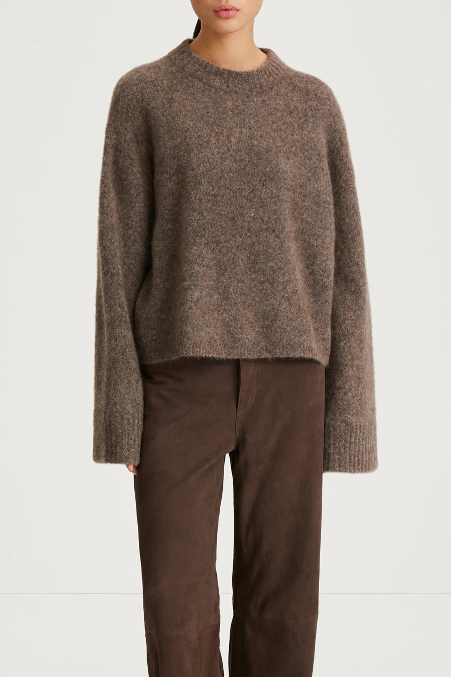 Style In Niclas Short Sweater in Brown
