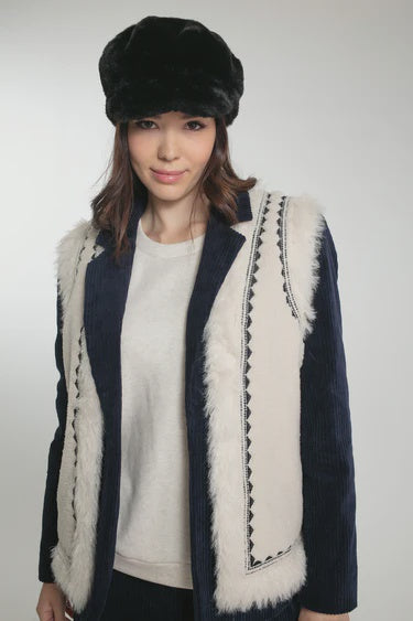 NOOKI Dannika Gilet in Cream