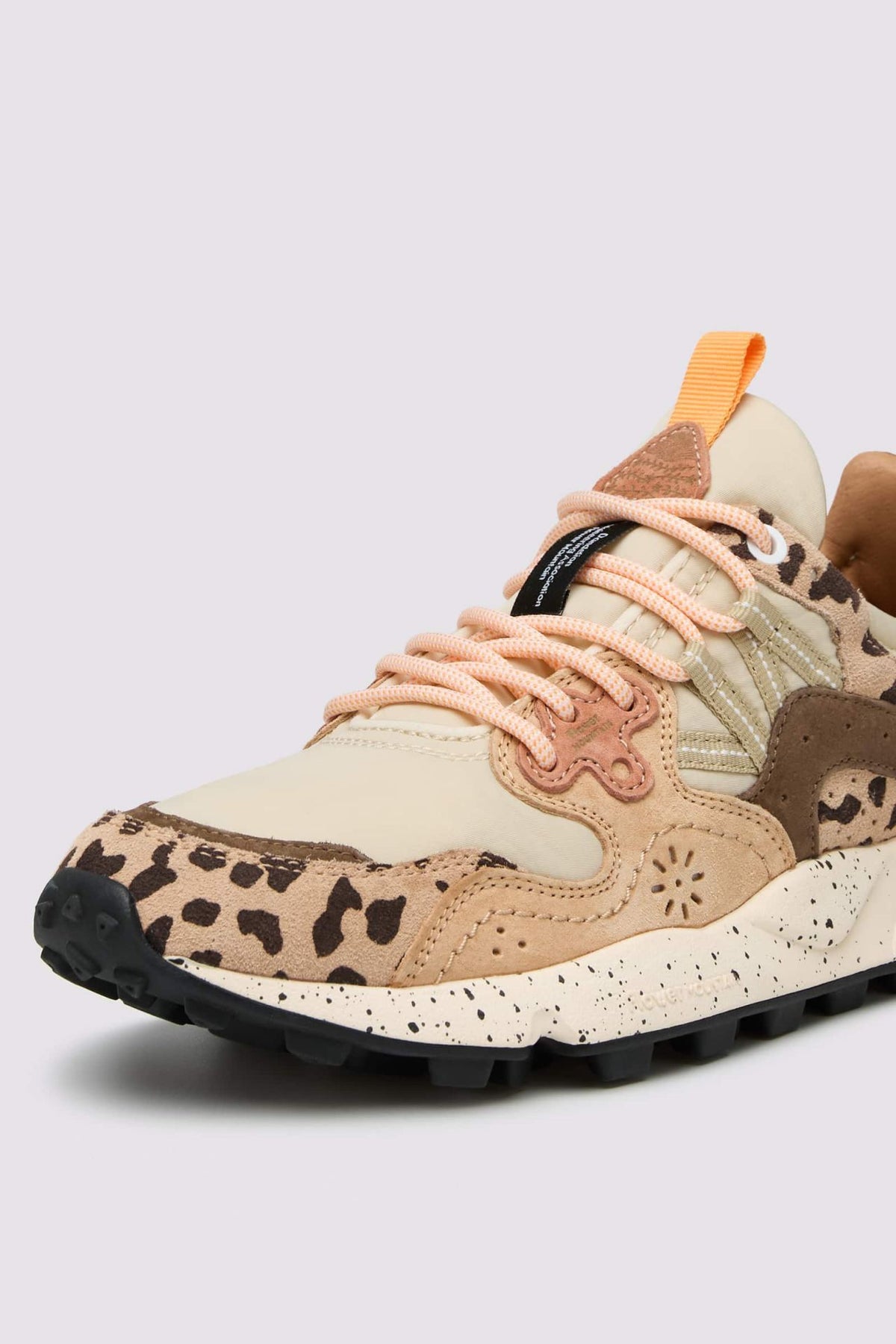 Flower Mountain Yamano 3 in Antelope, Beige, Milk, Lt Brown