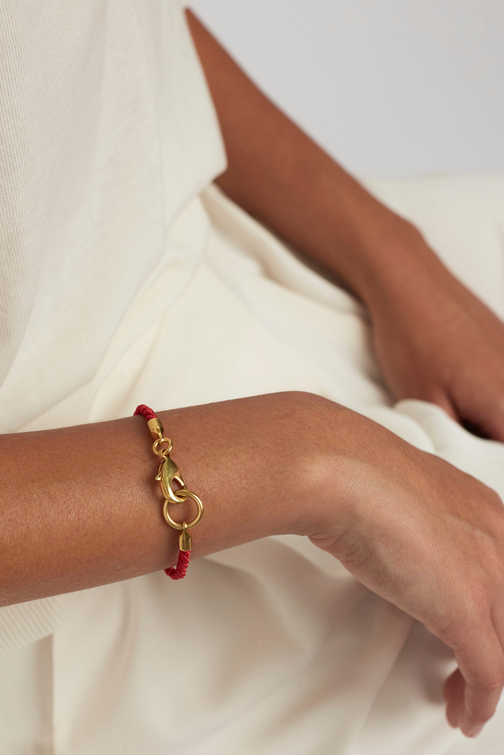 Tilly Sveaas Friendship Bracelet in Crimson
