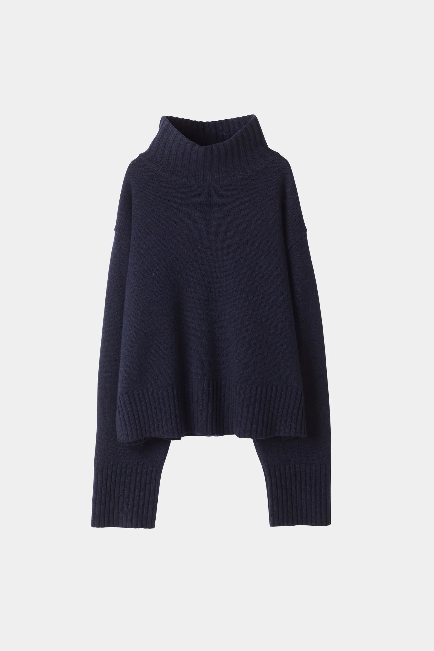 Style In Hilary Sweater in Navy
