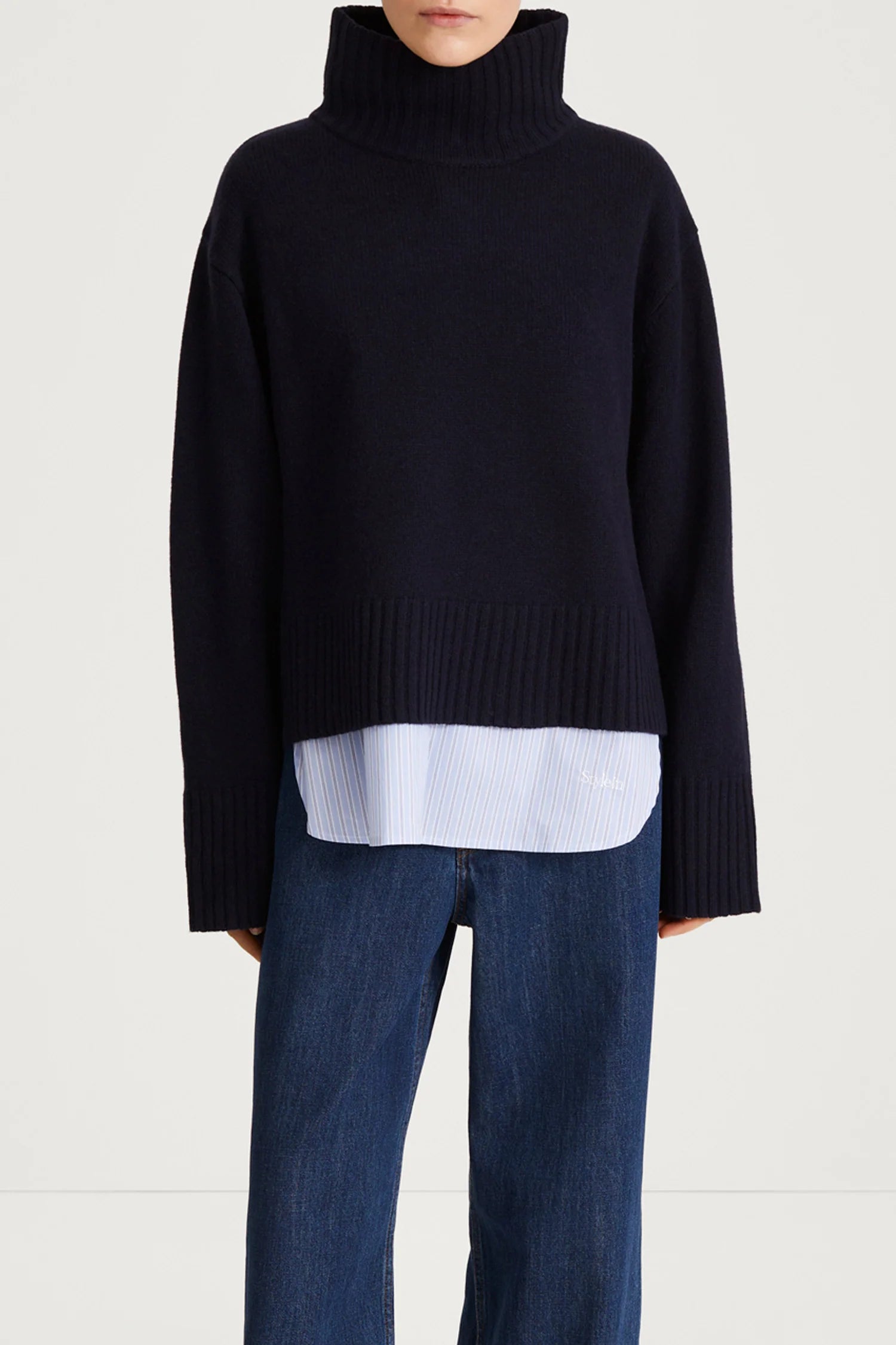 Style In Hilary Sweater in Navy