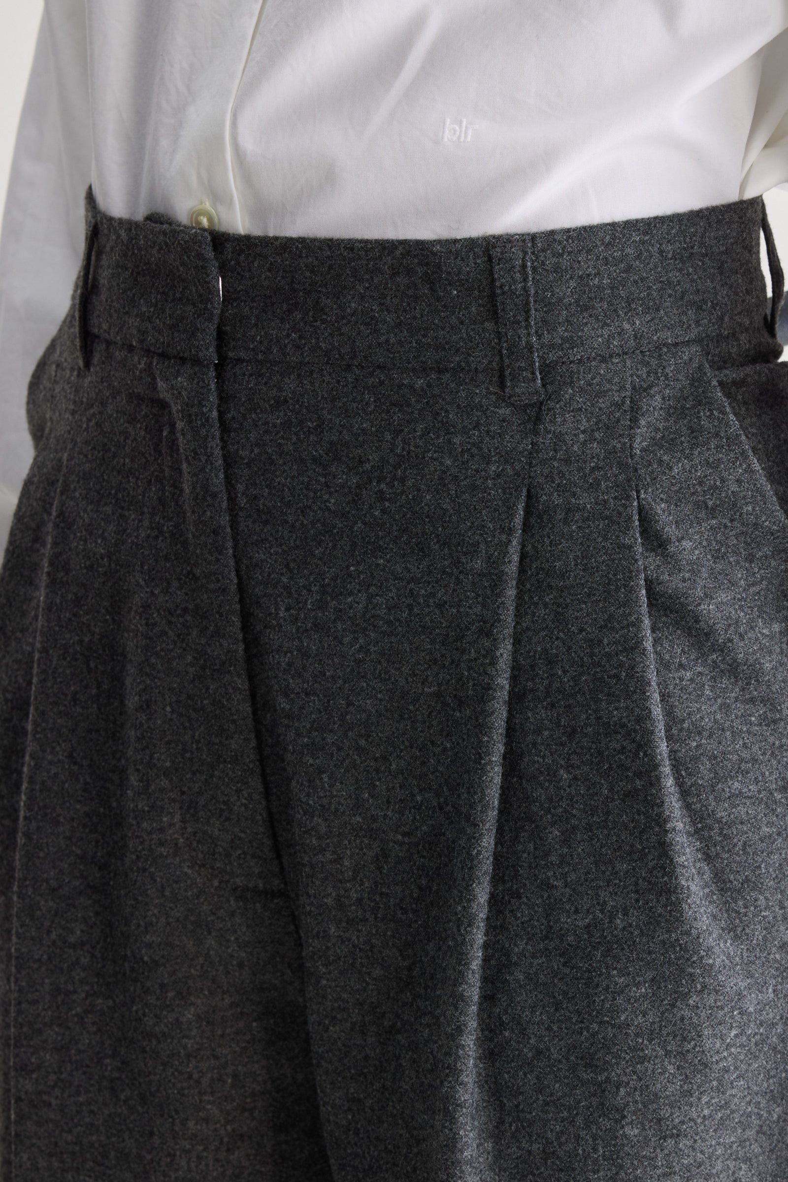 Bellerose Dom Long Shorts in Anthracite