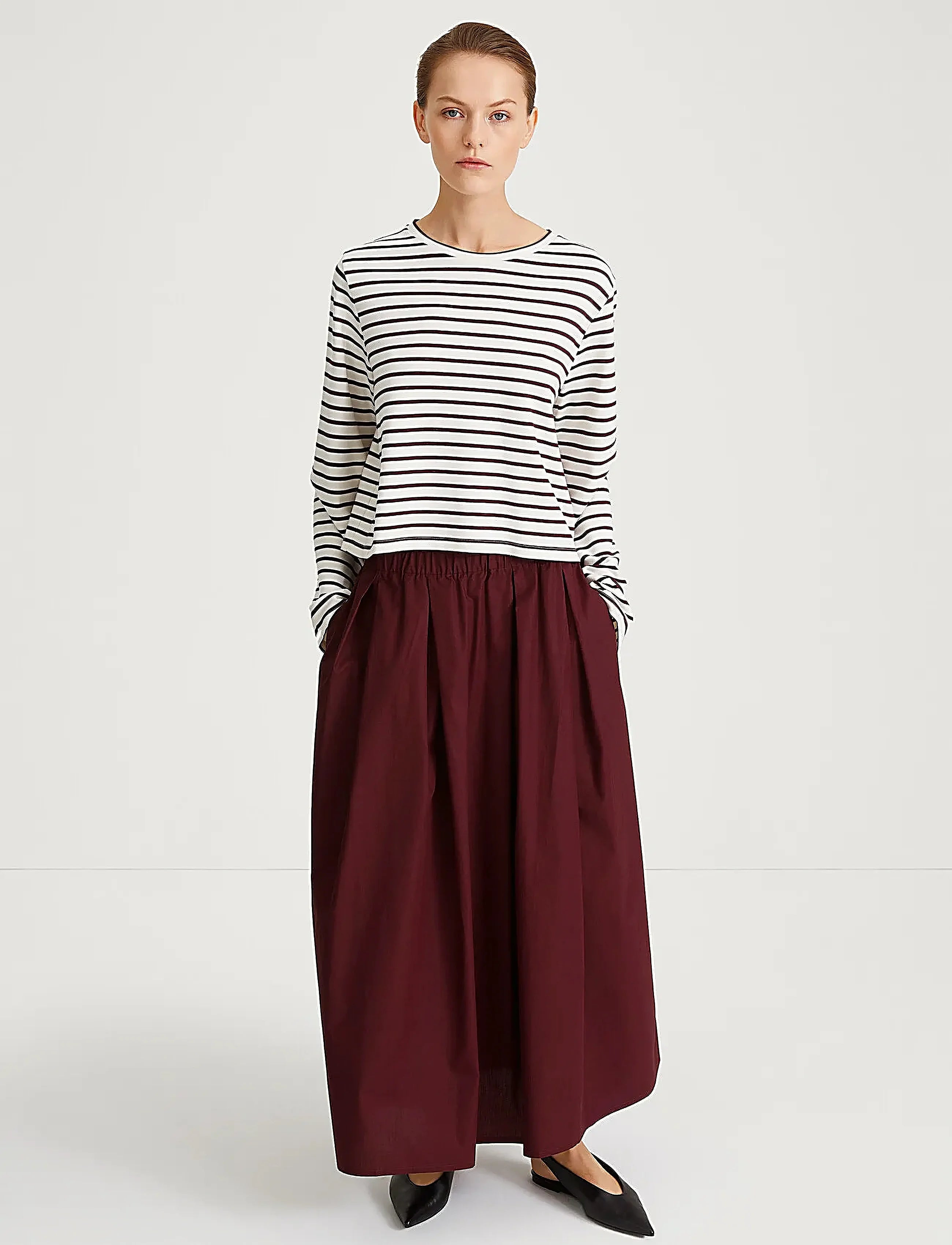 Style In Jorina Maxi Skirt in Burgundy
