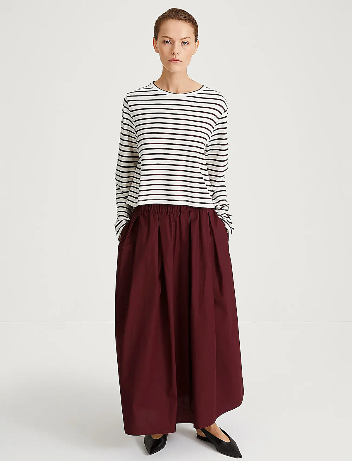 Style In Jorina Maxi Skirt in Burgundy