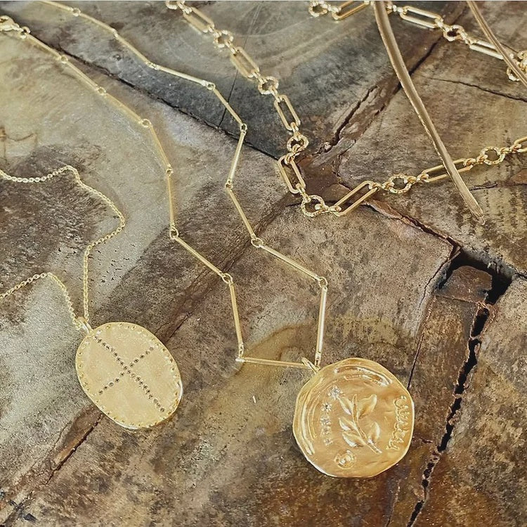 LH SHIRINE Necklace