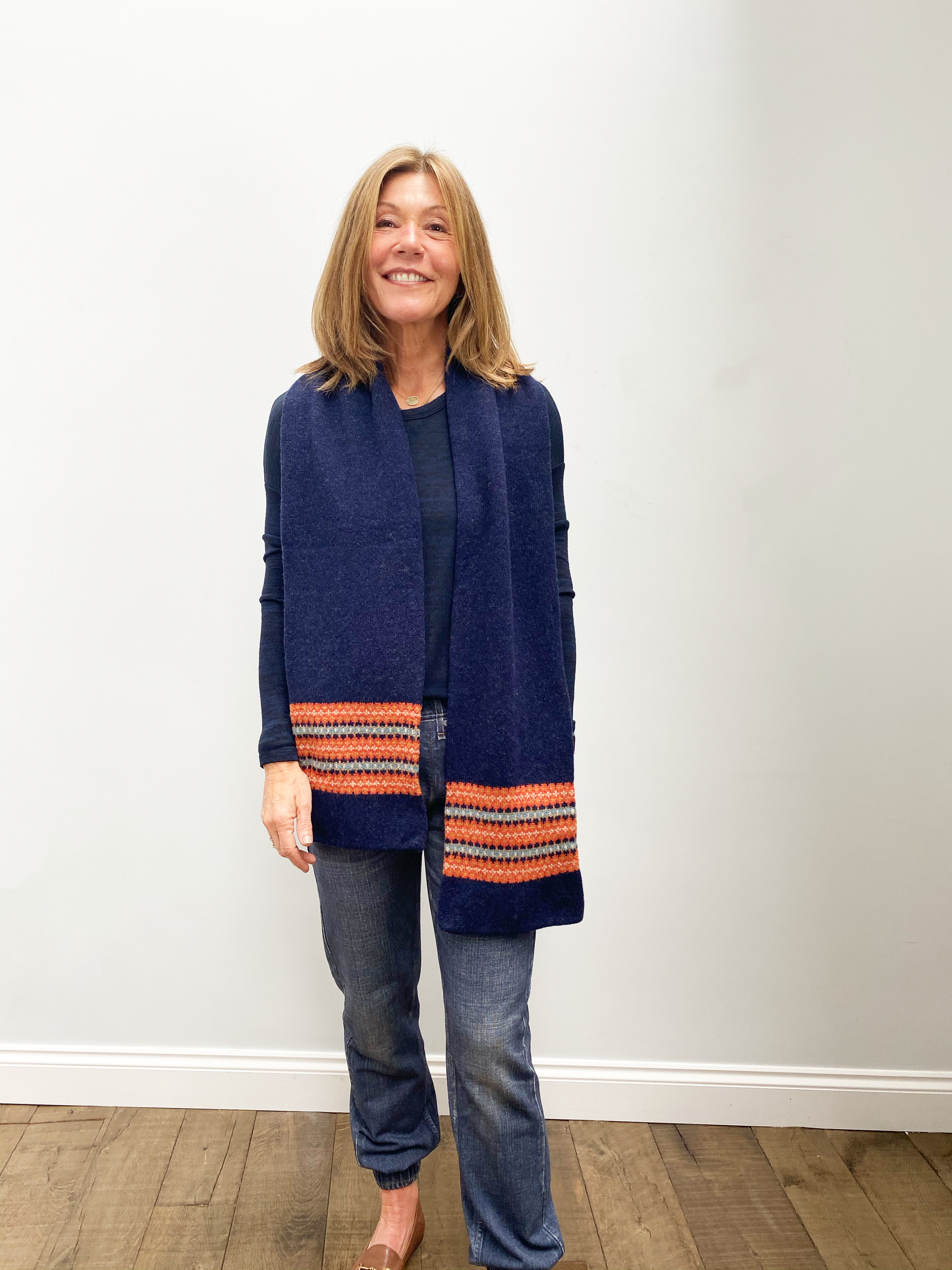 MACKIE Morar scarf in fairisle navy