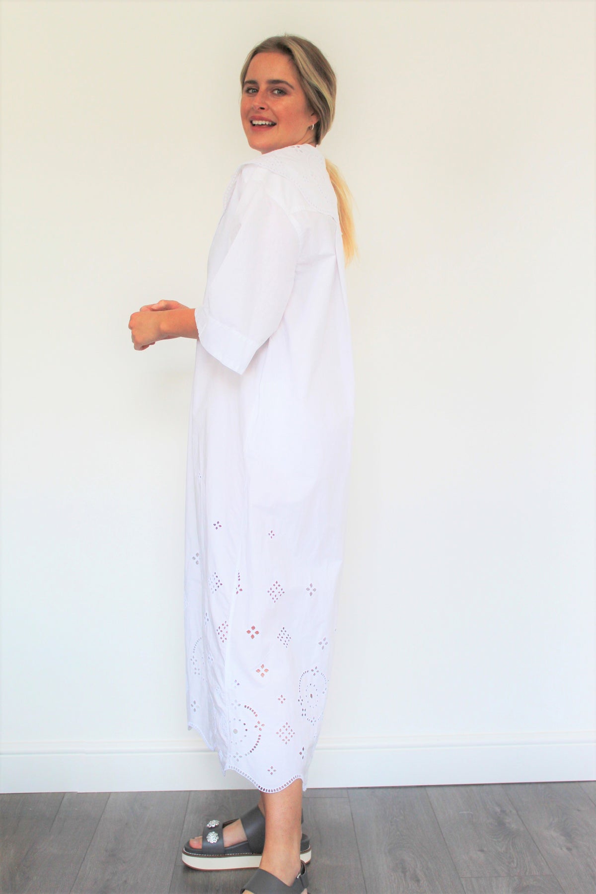 GANNI F5990 Broderie Oversized Dress in White