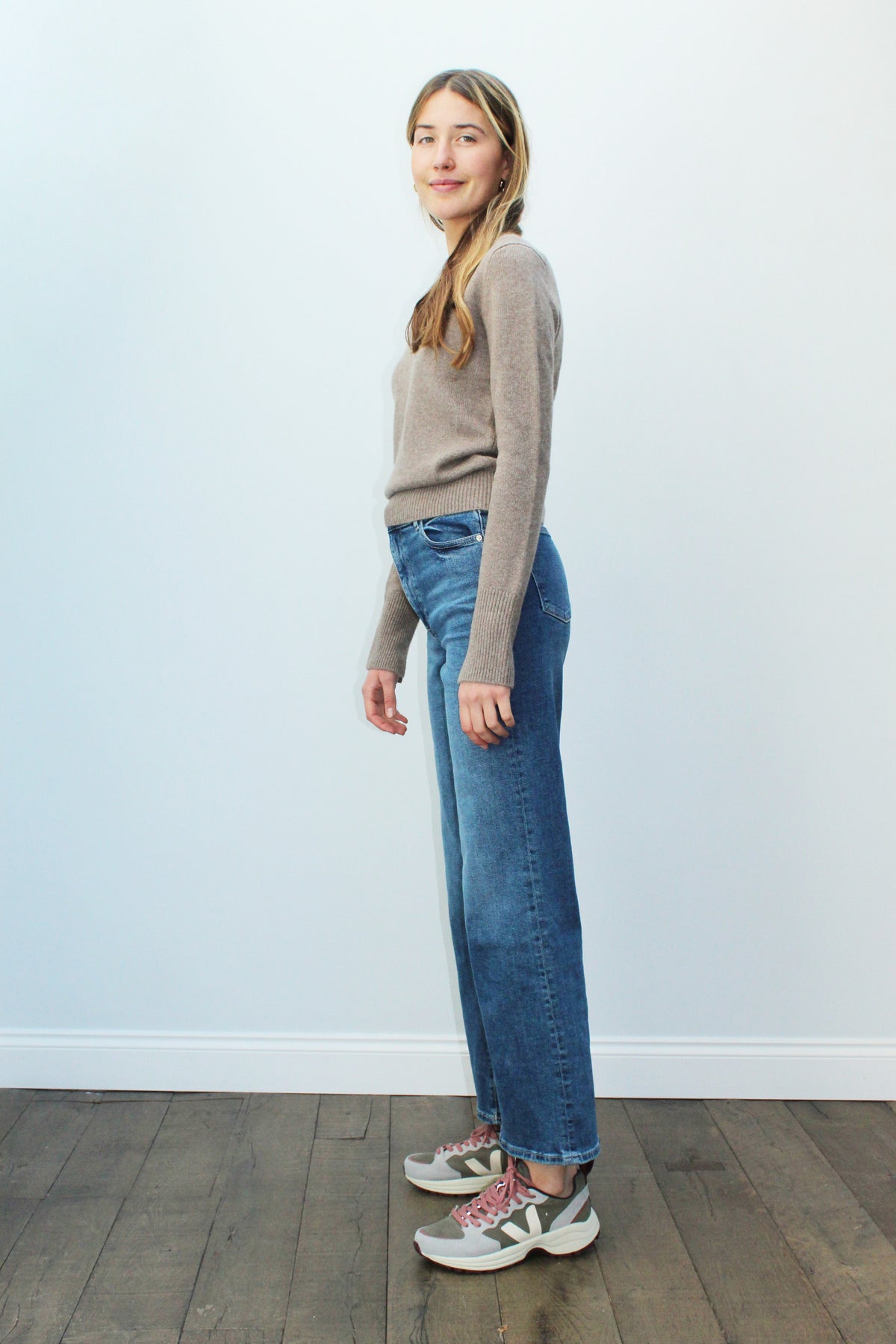 JOSEPH V-neck Pure Cashmere in Taupe