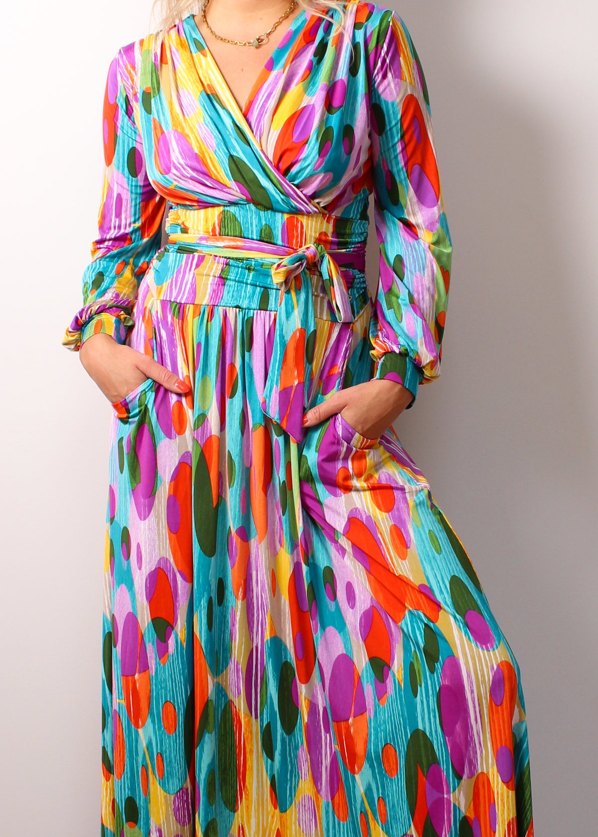 ONJENU Sharon Maxi in Multi
