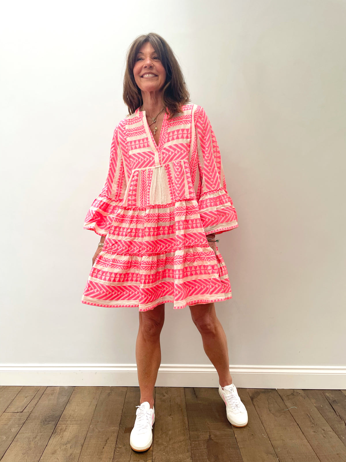 D Ella Short Dress in Neon Pink