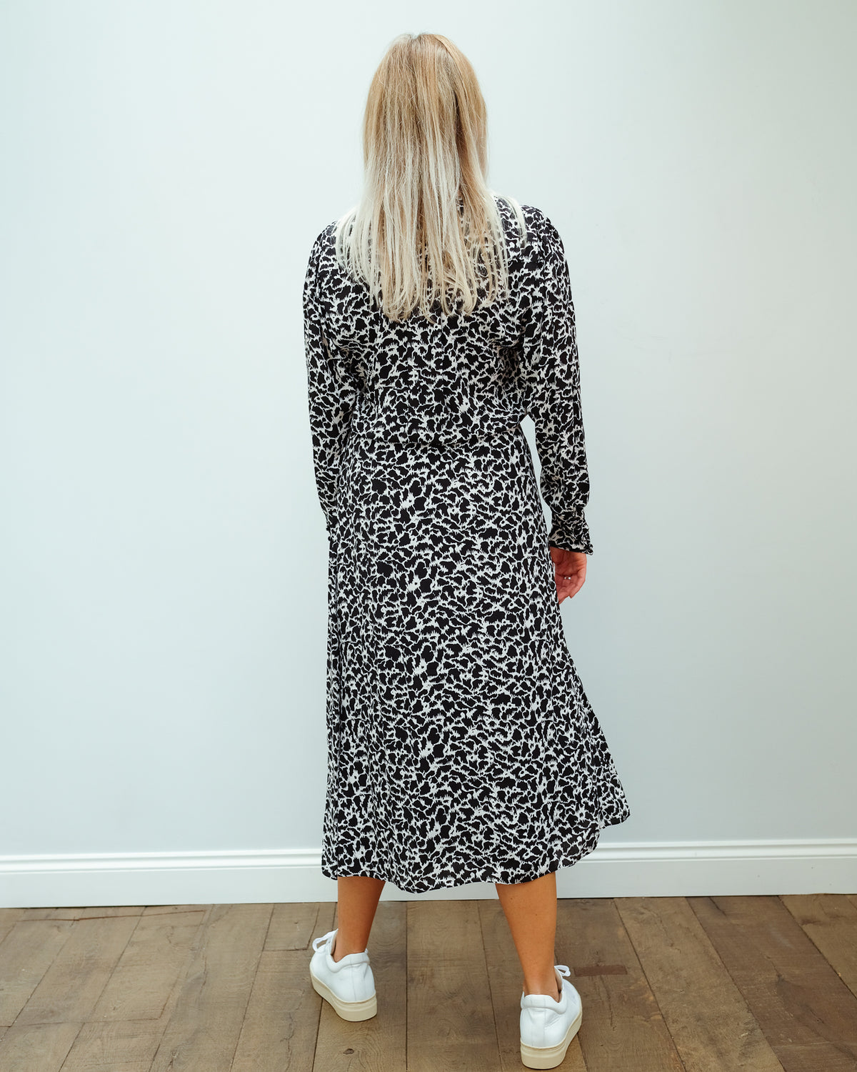 IM Serali dress in black