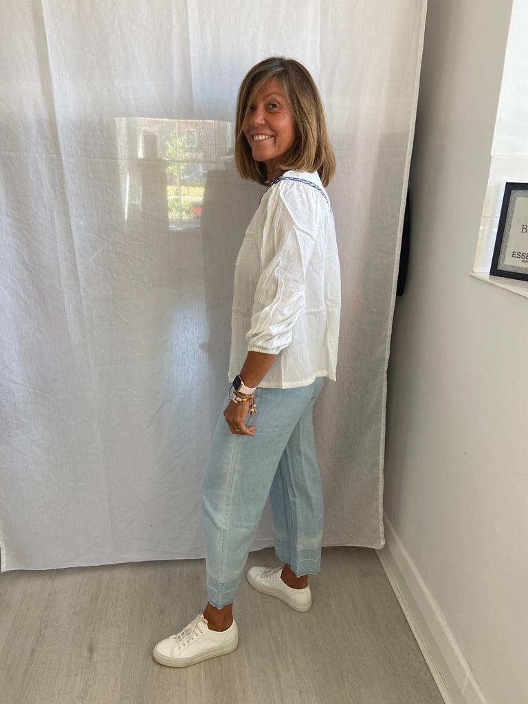 V Zaylee top in white, blue