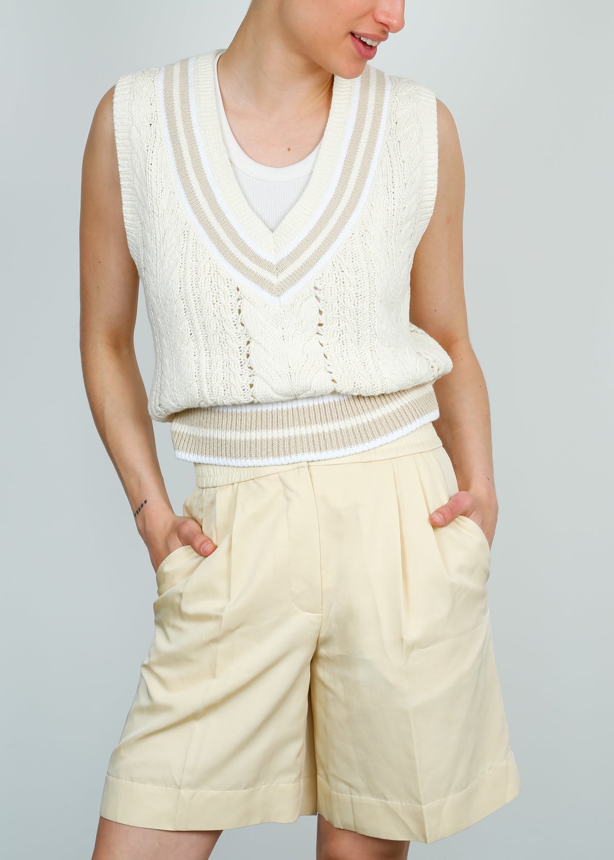 JOSEPH Taymount Shorts in Alabaster