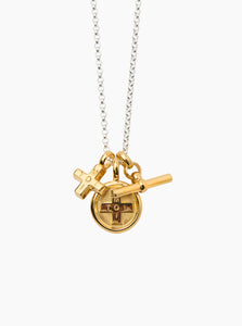 You added <b><u>Tilly Sveaas Mixed Metal Moi + Toi Cluster on Belcher Chain</u></b> to your cart.