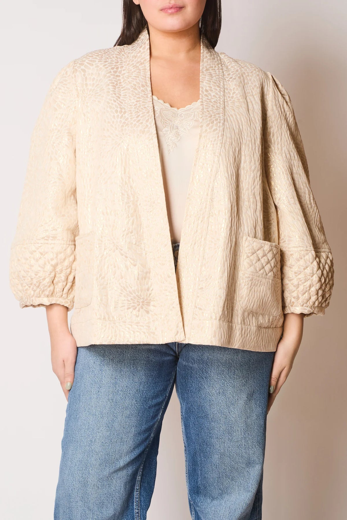 FAUNE Soller Jacket in Oyster, Gold