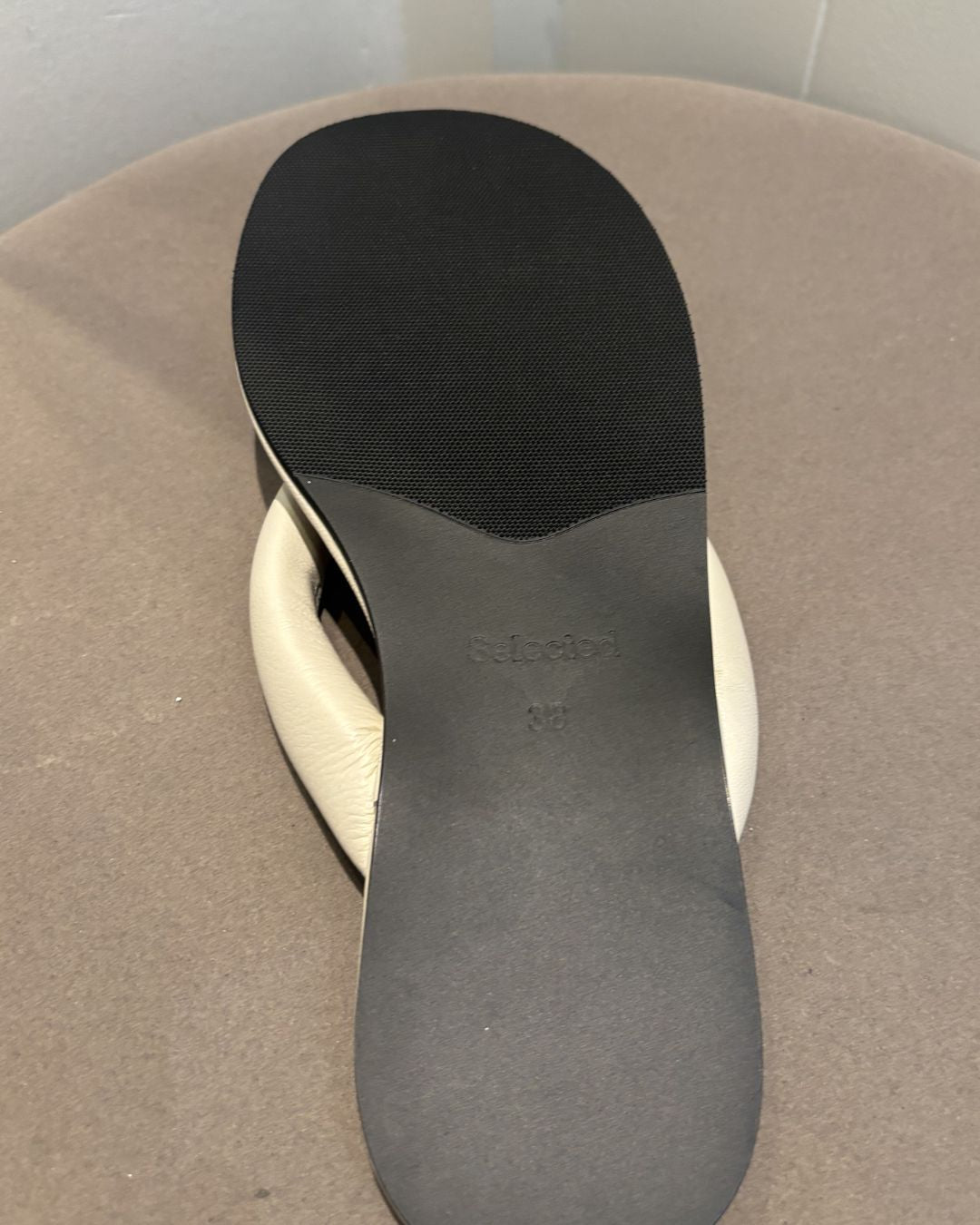 SELECTED Freja Flip Flop in Egret