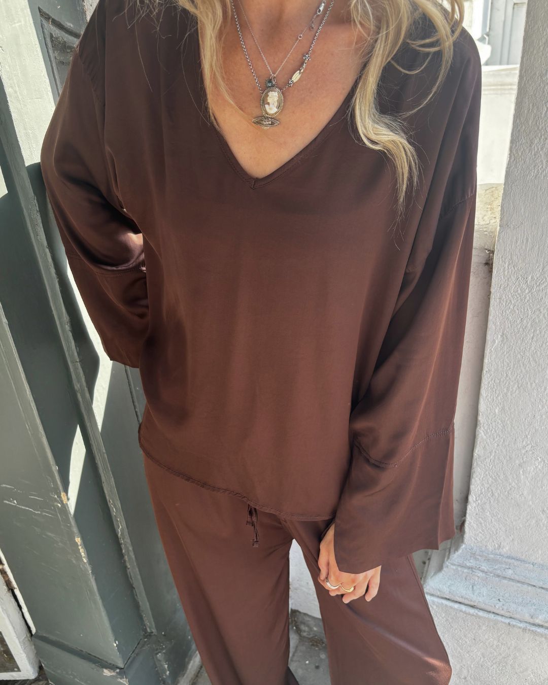Crossley Brasir LS V Neck Top - Choco
