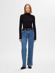 You added <b><u>SELECTED Wide Bea Kori Jeans</u></b> to your cart.