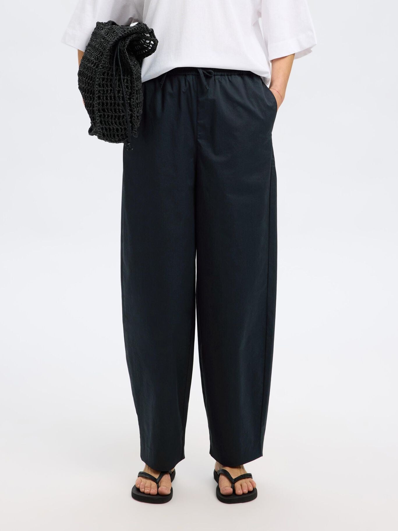 SELECTED Juma Loose Barrel Pant in Black