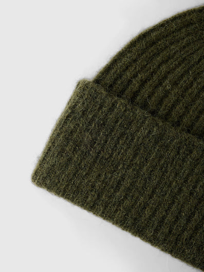 SELECTED Lulu Knit Beanie in Kalamata