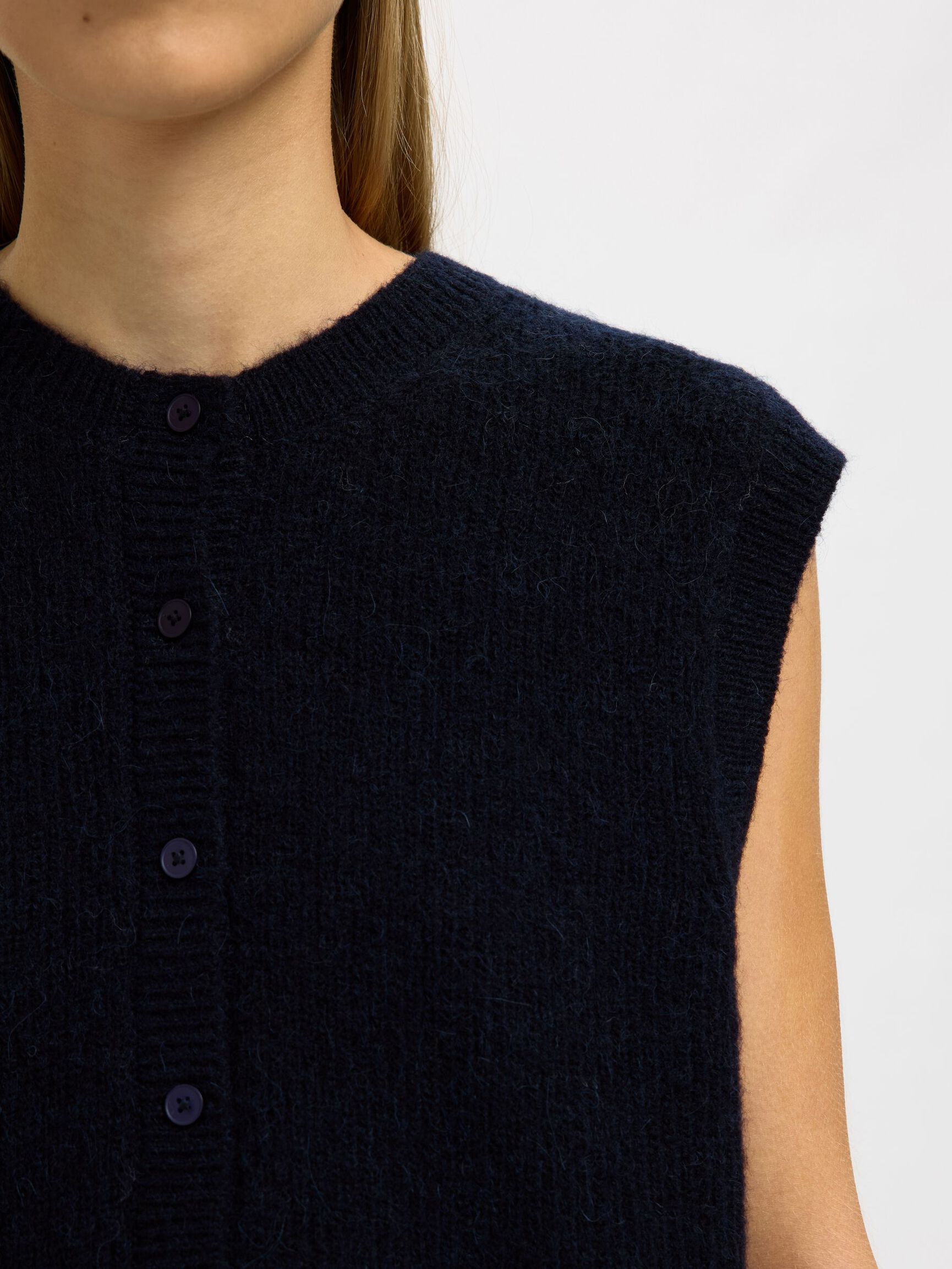 SELECTED Lulu SL Button Vest in Dk Sapphire