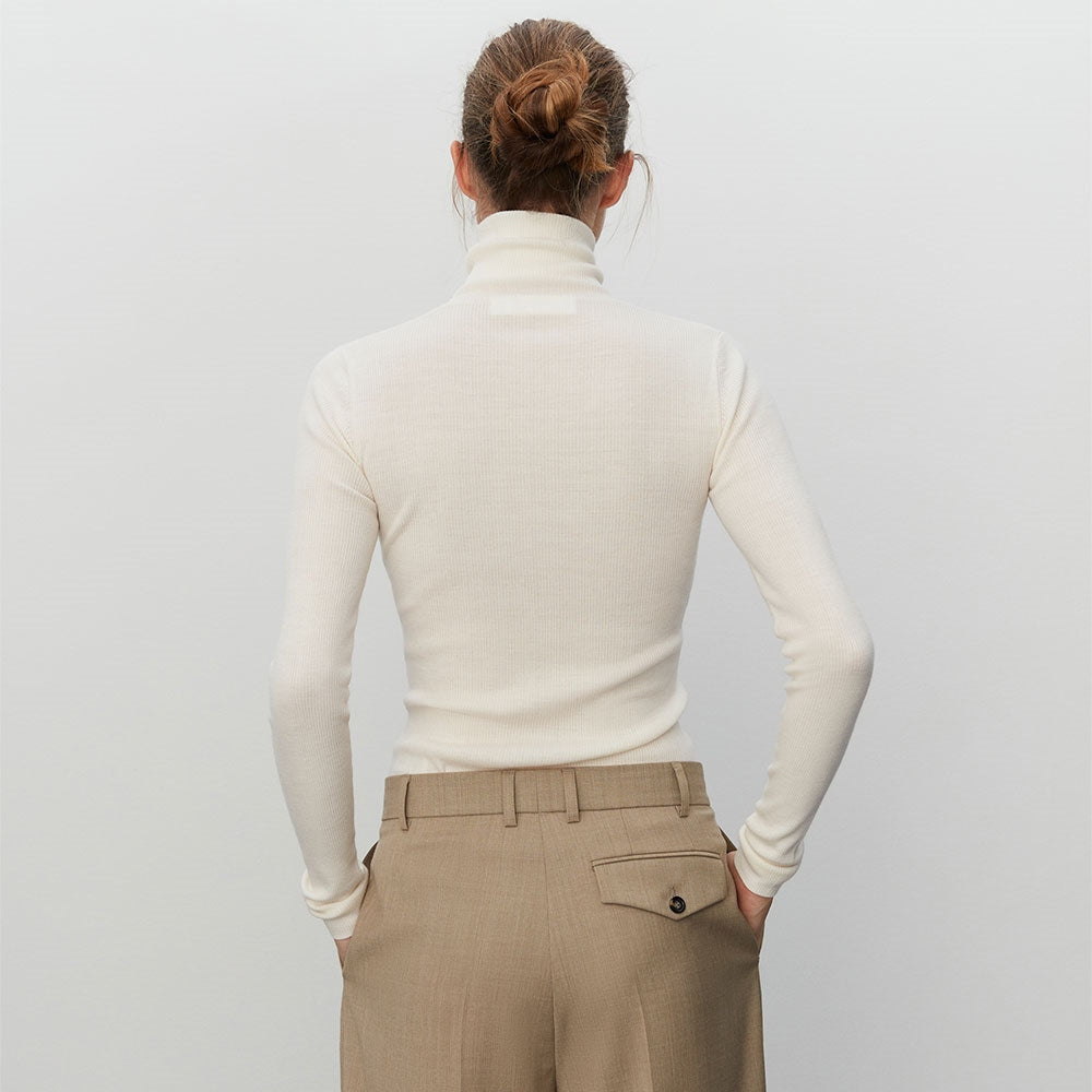 DAY Siena Roll Neck in Ivory